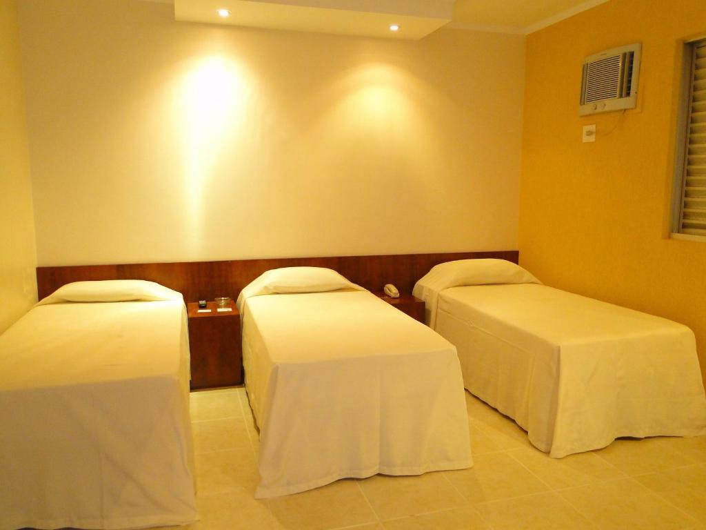 Rio Claro Hotel Jataí Quarto foto